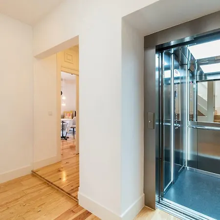 Modern Apt In Dt, 5mins To Martim Moniz Lisboa